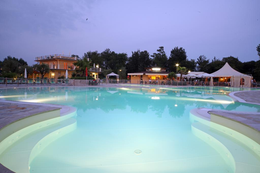 Camping Baia Verde Manerba del Garda Exterior foto