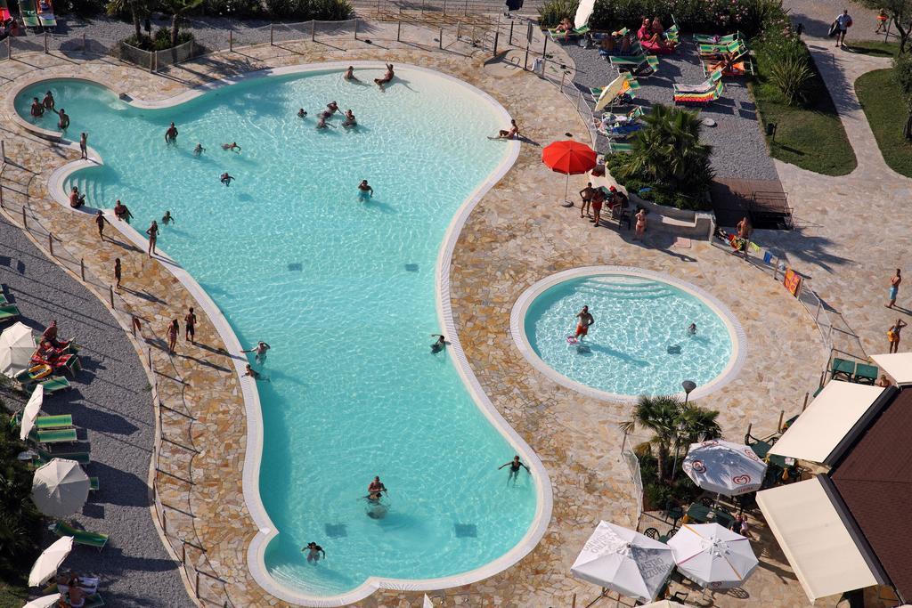 Camping Baia Verde Manerba del Garda Exterior foto