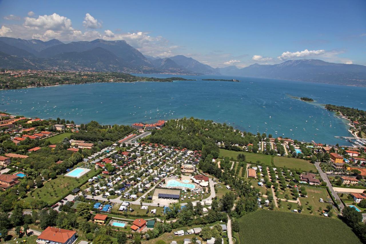 Camping Baia Verde Manerba del Garda Exterior foto