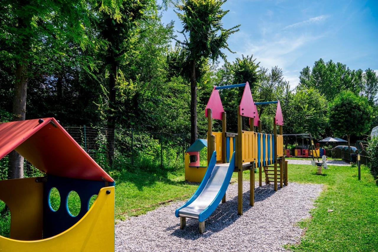 Camping Baia Verde Manerba del Garda Exterior foto